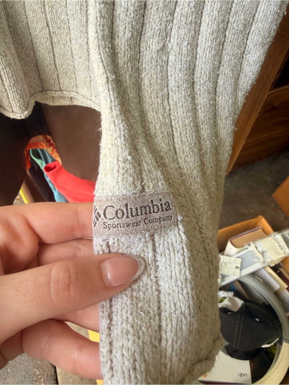Columbia Men's Cream Cable Knit Pullover Sweater - Picture 2 of 4
